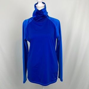C9 cold weather top